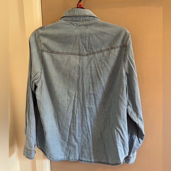 New Look denim shirt jacket. Light blue, size UK 16 - Picture 3 of 5